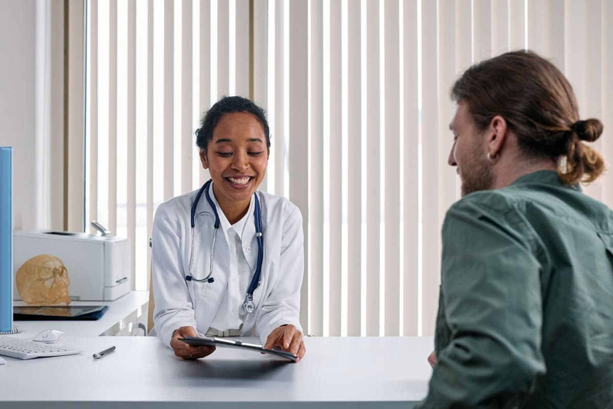 Medical doctor and chiropractor collaboration for patient spine care